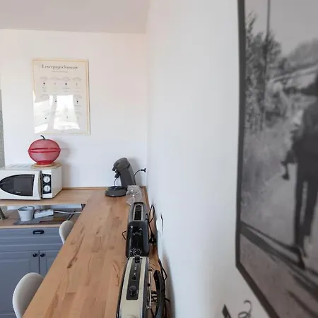 Grand Cosy - Parking & Balcon Apartment